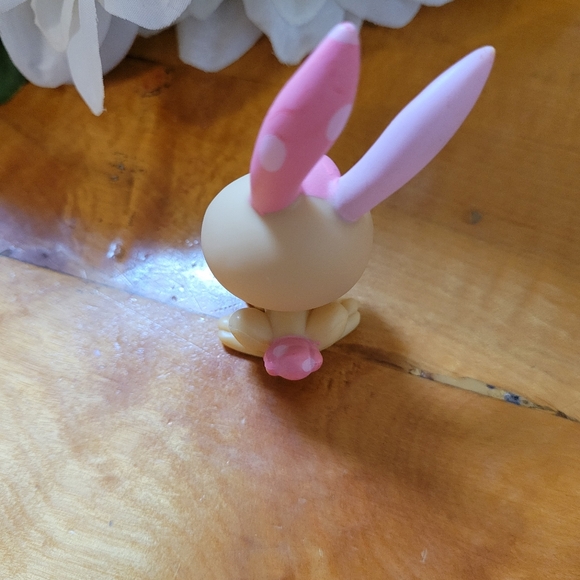 Littlest Pet Shop LPS #506 Bunny Rabbit Cream Pink Blue Green Eyes 2006 - Picture 5 of 11